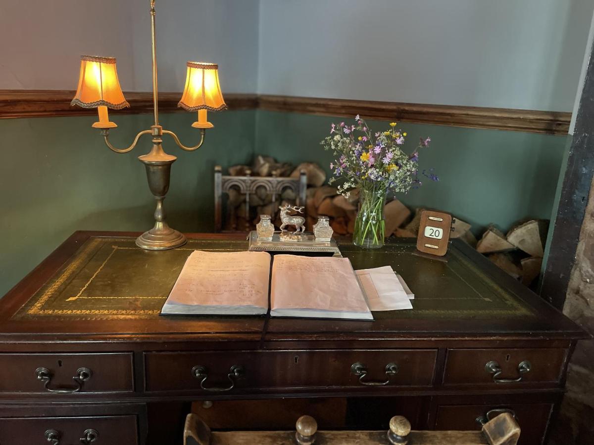 White Hart Hotel Wiveliscombe Εξωτερικό φωτογραφία