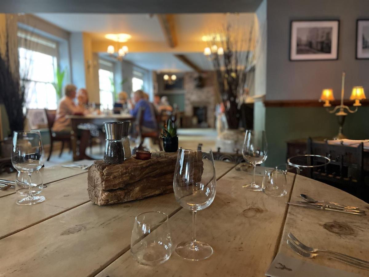 White Hart Hotel Wiveliscombe Εξωτερικό φωτογραφία