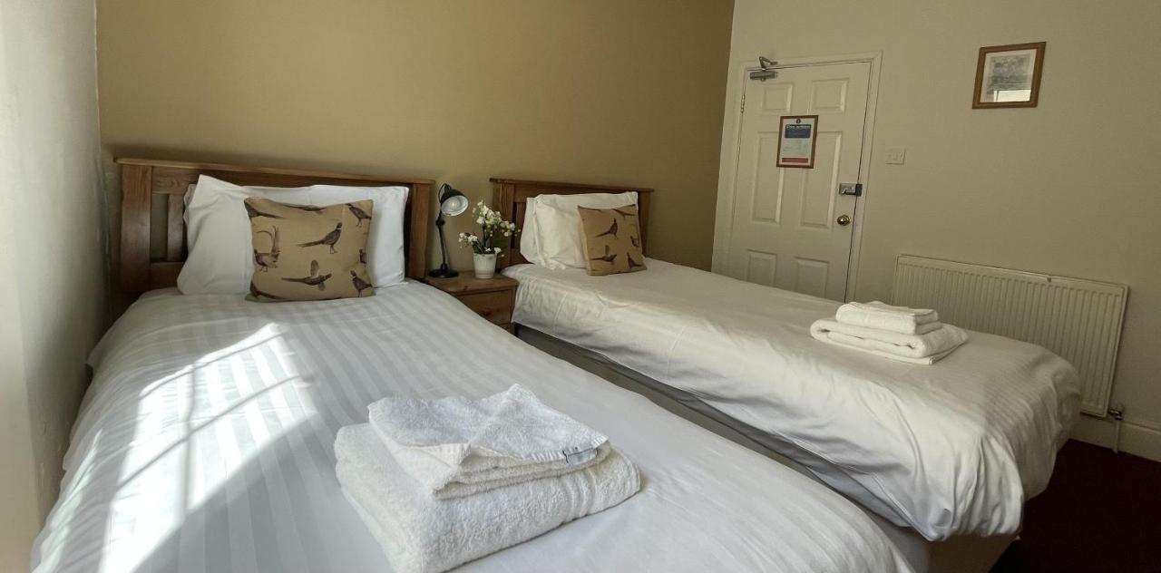 White Hart Hotel Wiveliscombe Δωμάτιο φωτογραφία