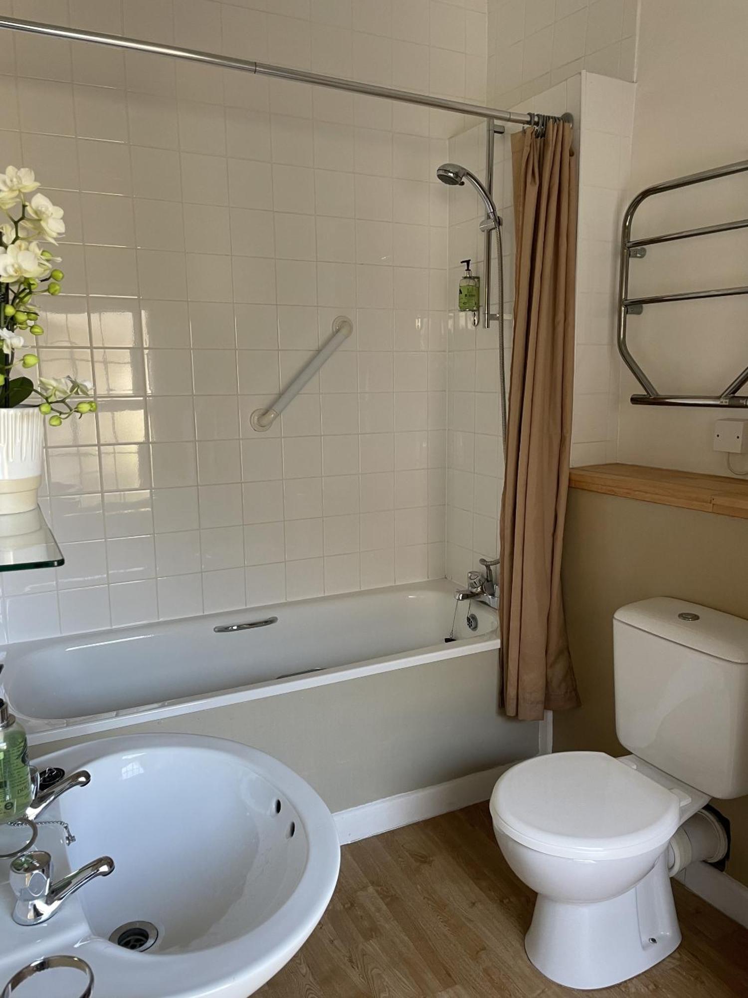 White Hart Hotel Wiveliscombe Δωμάτιο φωτογραφία